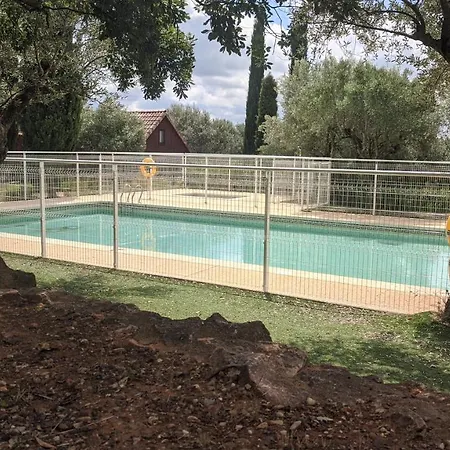 キャンプ場 Camping Alquezar *