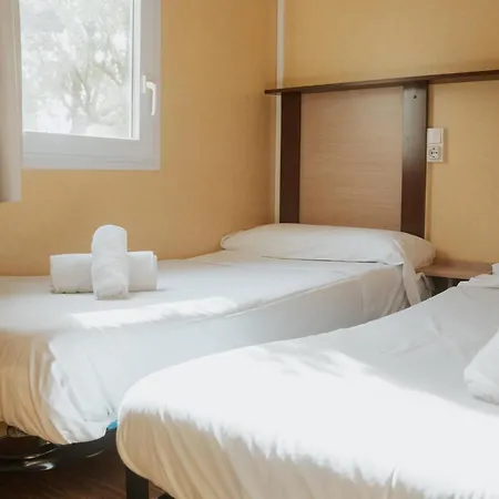 Camping Alquezar * アルケサル