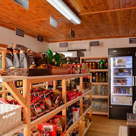 キャンプ場 Camping Alquezar アルケサル