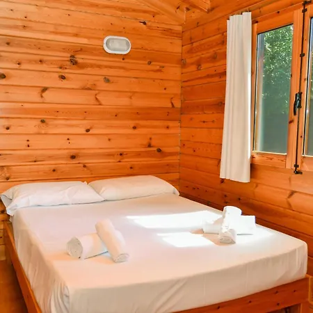 Camping Alquezar キャンプ場 *