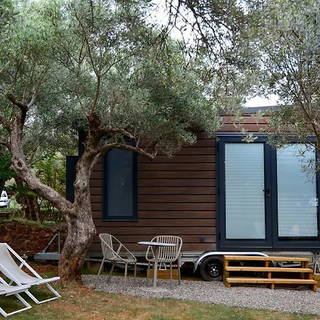 キャンプ場 Camping Alquezar *