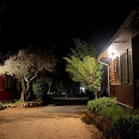 Camping Alquezar キャンプ場 *