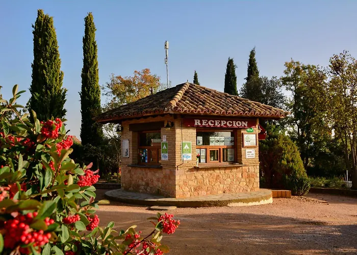 Camping Alquezar 캠프장 알퀘자르